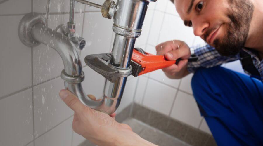 Professional same day plumber services in Floyds Knobs, IN